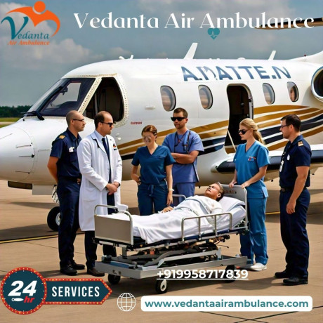 avail-of-world-class-medical-team-by-vedanta-air-ambulance-services-in-mumbai-big-0