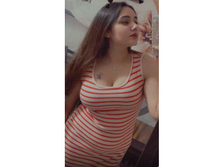 Call Girls In Defence Colony Delhi (9643900018) Escort Service