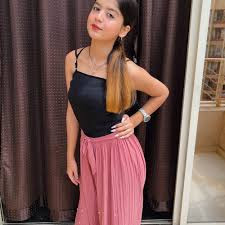 verified-genuine-cash-payment-72910-21655-call-girls-in-roseate-house-new-delhi-paharganj-cash-payment-escort-service-big-0