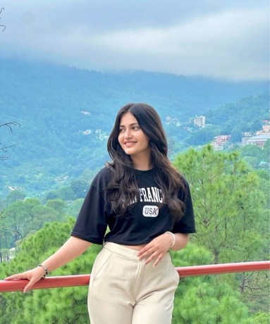 a-girls-in-pitam-pura-delhi-9711147426-big-0