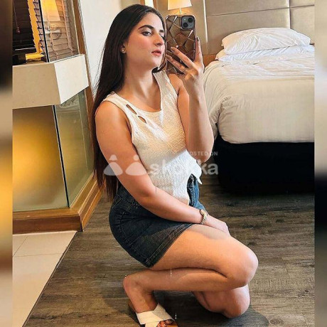 call-girls-in-sri-niwaspuri-delhi-with-real-number-919953056974-big-0