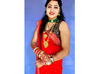 "Excellent service with beautiful, well-groomed girls available for incall and outcall in Delhi."