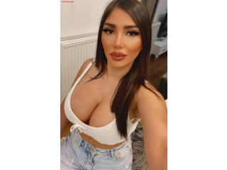 Escort Now Call Girls in Radisson Hotel Gurugram Udyog Vihar 9311281106 Service 24/7 Delhi NCR