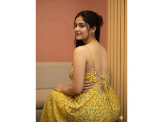Call girls in Dwarka Delhi 8588866654 Escorts service