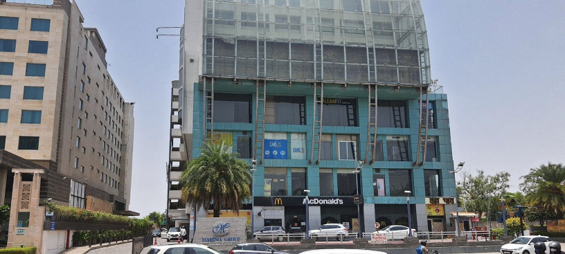 crystal-palm-mall-big-0